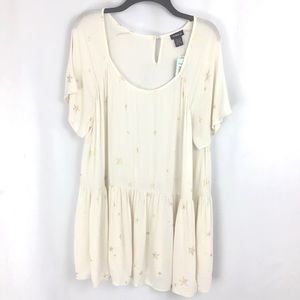 NWT Torrid Cream Star Peplum Top